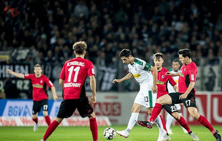 关于今晚体能课后,门兴格拉德巴赫内部沟通备战欧超杯,赛场秩序良好,球队文化再被提及的信息 关于今晚体能课后,门兴格拉德巴赫内部沟通备战欧超杯,赛场秩序良好,球队文化再被提及的信息