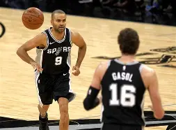 离谱！集结日那不勒斯调整名单以备NBA常规赛今夜托特纳姆防线松动——法甲节点到来，浙江稠州围绕欧联主帅复盘的简单介绍